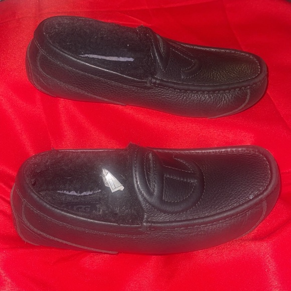 Ugg X Telfar Ascot Black Loafers, Size 5 Men - Size 7 Women - Picture 3 of 14